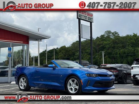 Used 2017 Chevrolet Camaro LT RWD image 1