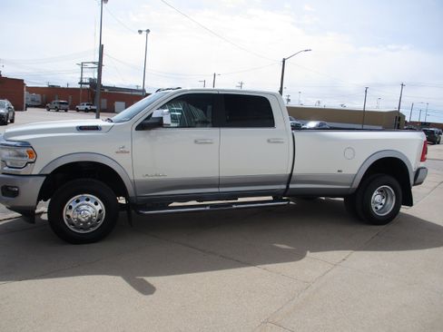 Used 2021 RAM 3500 Laramie image 4