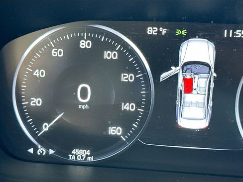 Used 2020 Volvo S60 T5 Momentum image 12