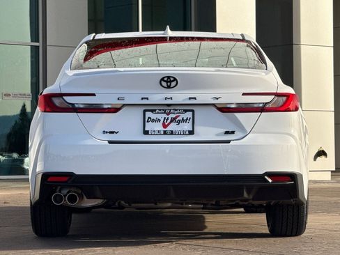 New 2026 Toyota Camry SE image 5