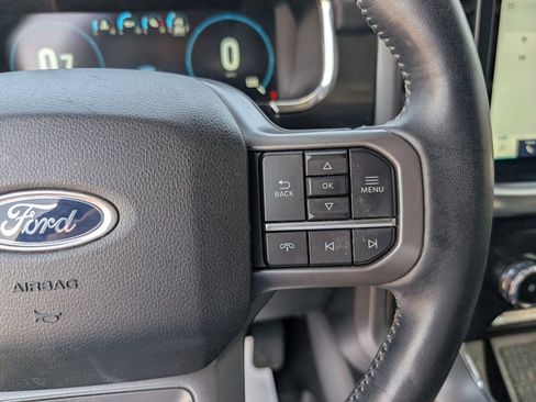 Used 2022 Ford F150 Lariat image 23