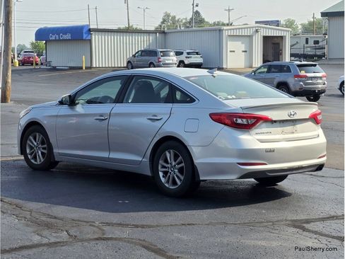 Used 2015 Hyundai Sonata SE w/ Option Group 09 FWD image 5