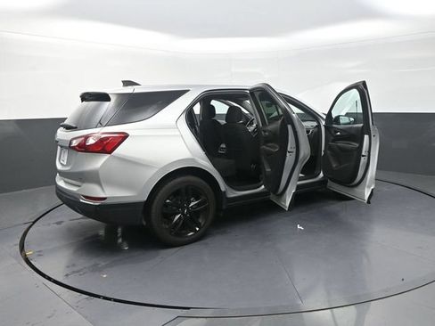 Used 2021 Chevrolet Equinox LT FWD image 35