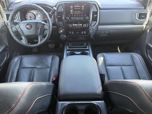 Used 2021 Nissan Titan PRO-4X w/ Pro-4x Convenience Package AWD/4WD image 12