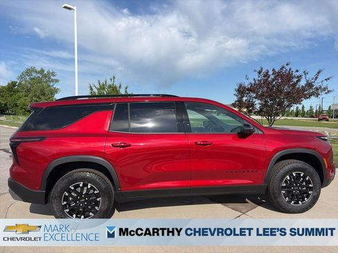 New 2026 Chevrolet Traverse Z71 w/ Enhanced Driving Package AWD/4WD image 23