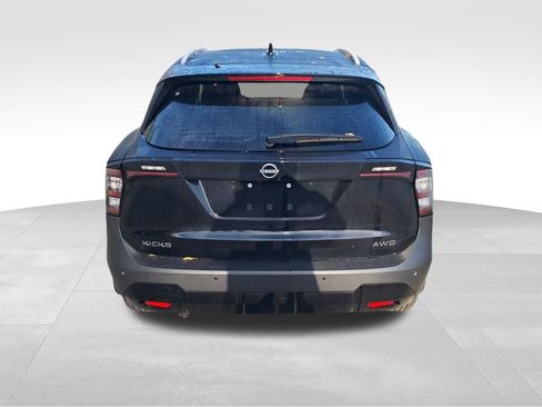 New 2026 Nissan Kicks SV w/ Cold Weather Package image 4