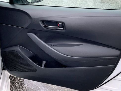 Used 2024 Toyota Corolla LE image 21