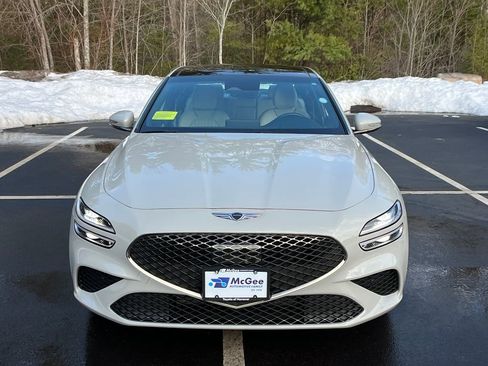 Used 2025 Genesis G70 2.5T w/ Sport Prestige Package image 8