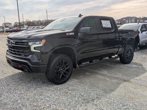 New 2026 Chevrolet Silverado 1500 LT Trail Boss w/ Convenience Package II image 3