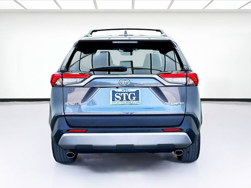 Used 2022 Toyota RAV4 Limited image 5