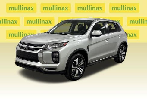 Used 2023 Mitsubishi Outlander Sport ES AWD/4WD image 7