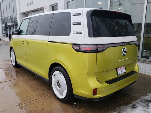 New 2025 Volkswagen ID. Buzz 1st Edition image 10