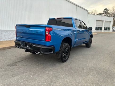 Used 2024 Chevrolet Silverado 1500 LT Trail Boss w/ Convenience Package II image 16