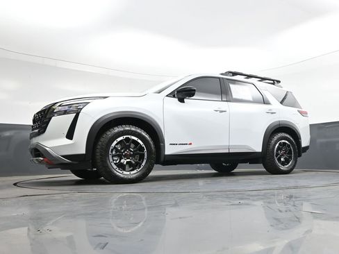 New 2026 Nissan Pathfinder Rock Creek AWD/4WD image 44