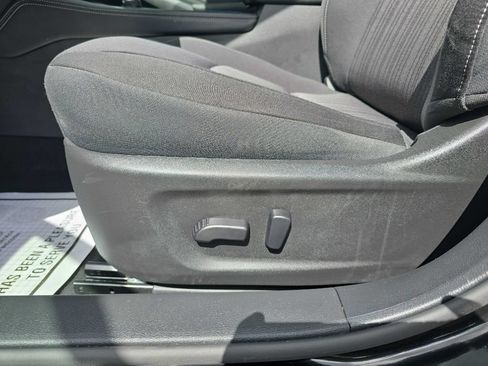 Used 2023 Nissan Altima 2.5 SV FWD image 17