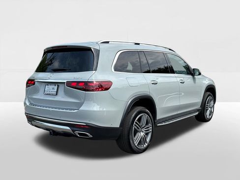 Used 2024 Mercedes-Benz GLS 450 4MATIC image 4
