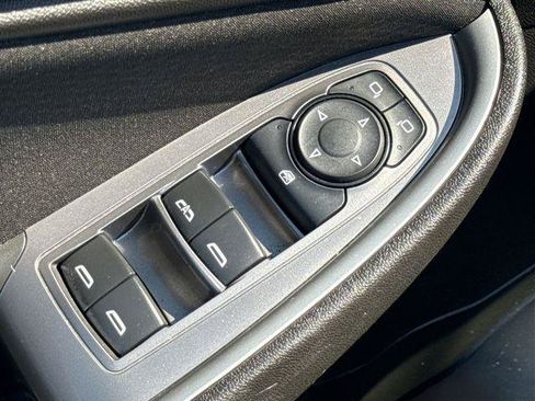 Used 2023 Chevrolet Malibu LT FWD image 15