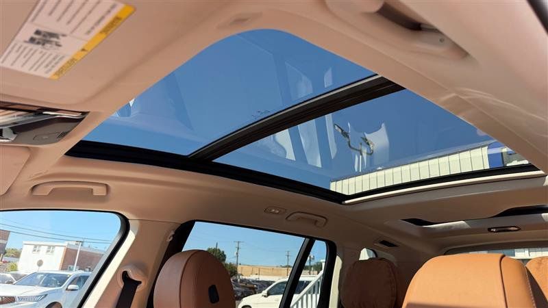 Used 2021 BMW X7 xDrive40i w/ Premium Package 2 AWD/4WD image 26