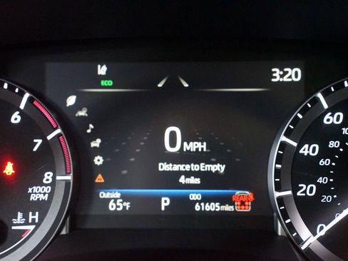 Certified 2024 Toyota Highlander XLE image 16