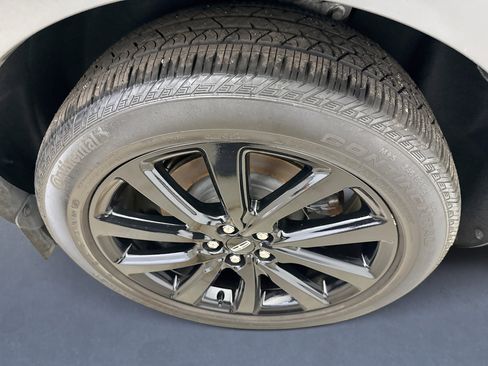 Used 2023 Lincoln Nautilus Reserve w/ Monochromatic Package image 21