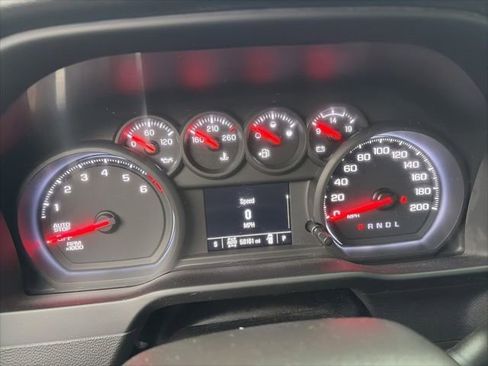 Used 2022 Chevrolet Silverado 1500 Custom AWD/4WD image 5