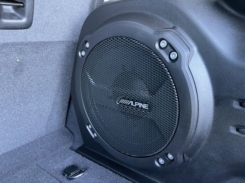 New 2026 Jeep Wrangler Unlimited Rubicon w/ Technology Group image 25