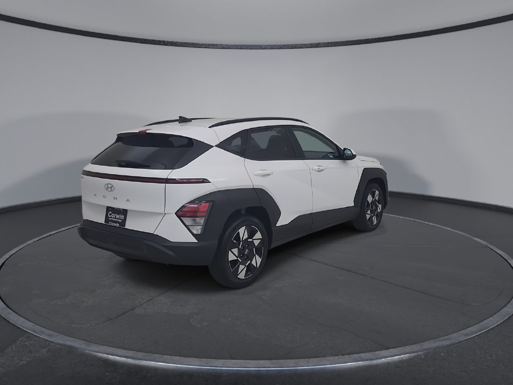 Used 2025 Hyundai Kona SEL FWD image 15