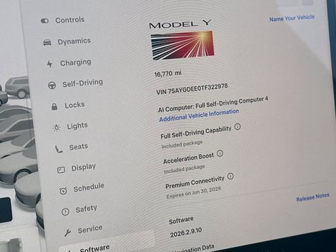 Used 2026 Tesla Model Y Long Range AWD/4WD image 26