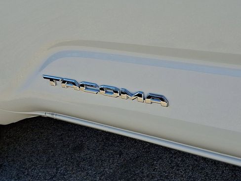 New 2026 Toyota Tacoma SR5 image 17