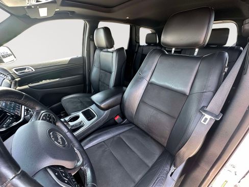 Used 2020 Jeep Grand Cherokee Altitude image 19