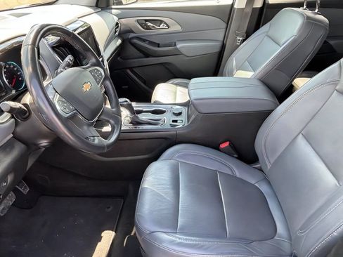 Used 2018 Chevrolet Traverse Premier AWD/4WD image 21