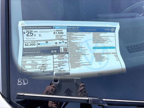 New 2026 Volkswagen Tiguan SE image 17