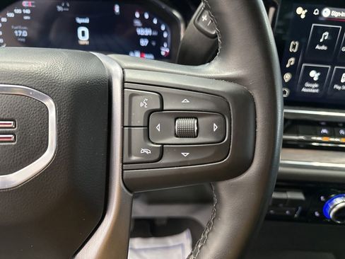 Certified 2025 GMC Sierra 1500 SLT image 37