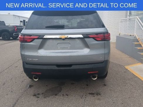 Used 2023 Chevrolet Traverse LT image 5
