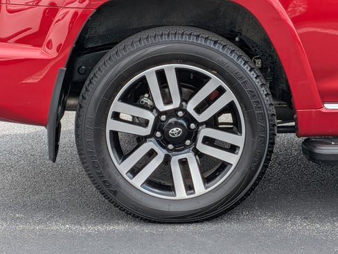 Certified 2024 Toyota 4Runner Limited AWD/4WD image 11