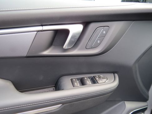 New 2026 Buick Enclave Sport Touring w/ LPO, Floor Liner Package image 16