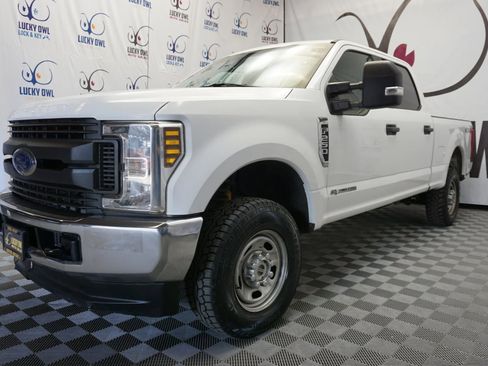 Used 2019 Ford F250 XL w/ Power Equipment Group image 4