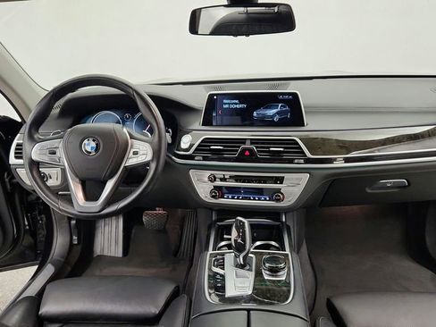 Used 2018 BMW 750i xDrive AWD/4WD image 50