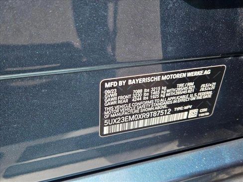 Used 2024 BMW X7 xDrive40i image 27