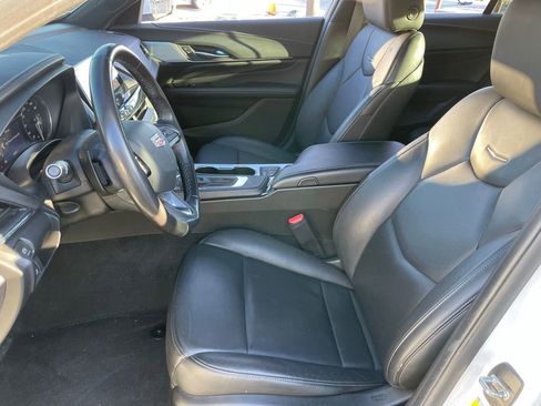 Used 2022 Cadillac CT4 Premium Luxury image 6