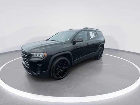 Certified 2023 GMC Acadia SLE w/ Driver Convenience Package image 4