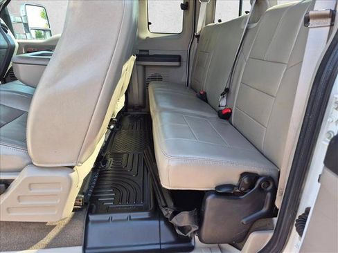 Used 2009 Ford F250 XLT AWD/4WD image 15