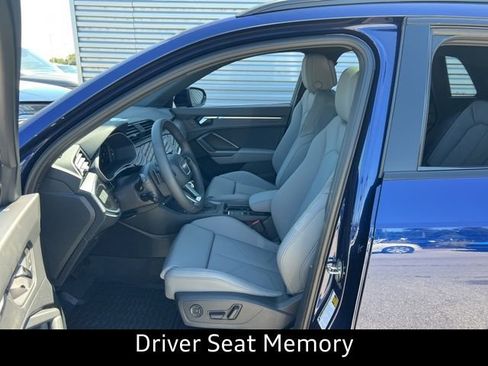 New 2025 Audi Q3 2.0T Premium image 9