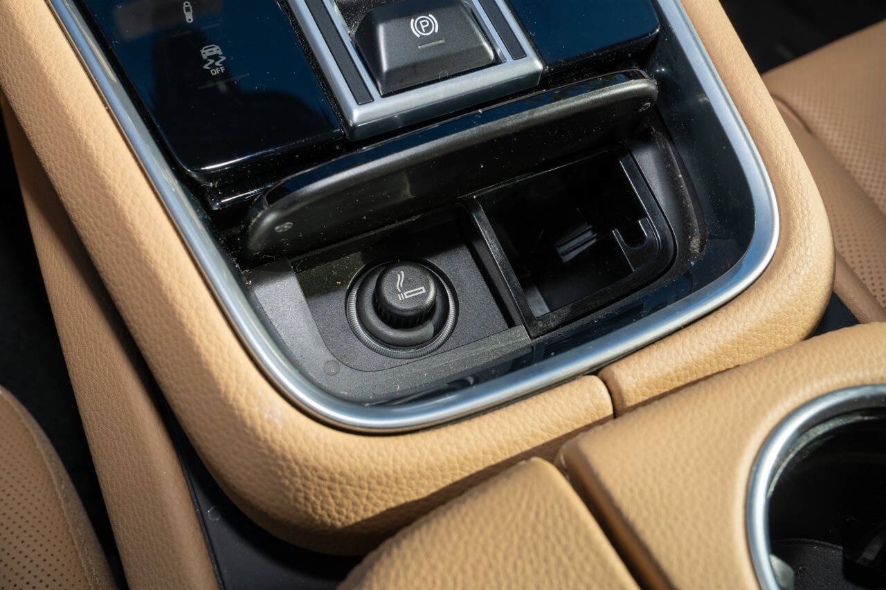 Used 2018 Porsche Panamera 4S AWD/4WD image 39
