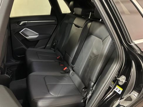 Used 2025 Audi Q3 2.0T Premium w/ Convenience Package image 20