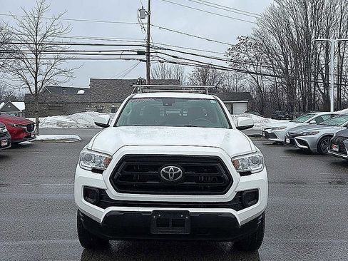 Used 2023 Toyota Tacoma SR image 7