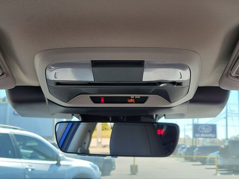 Certified 2025 Subaru Crosstrek 2.0i image 19