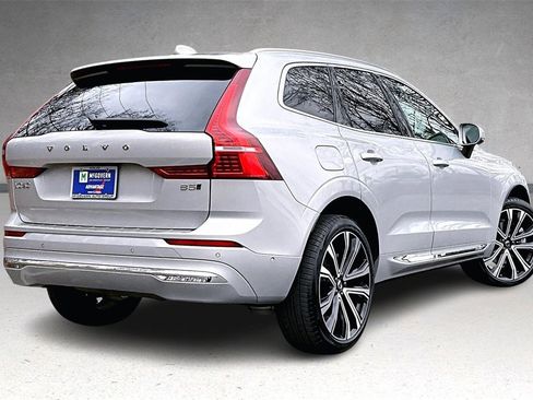Certified 2023 Volvo XC60 B5 Ultimate image 6