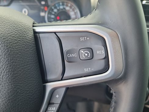 Used 2023 RAM 1500 Big Horn AWD/4WD image 25