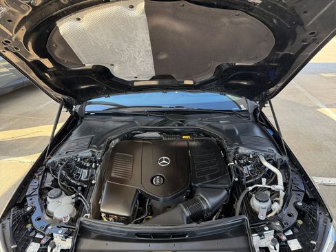 Used 2024 Mercedes-Benz C 300 4MATIC Sedan image 32